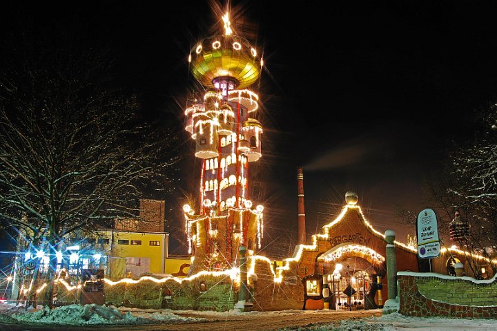 Hundertwasserturm_Weihnachten_IMGP2392_2 Kopie2.jpg - Kuchlbauer's Hundertwasserturm, Abensberg zur Weihnachtszeit